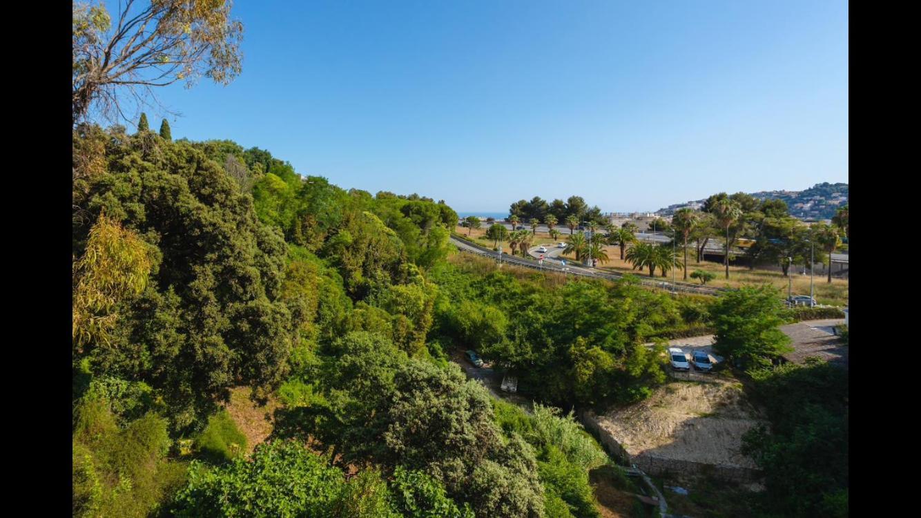 Villa Laetitia - Appt De Charme Avec Parking - Nice Nord Екстериор снимка